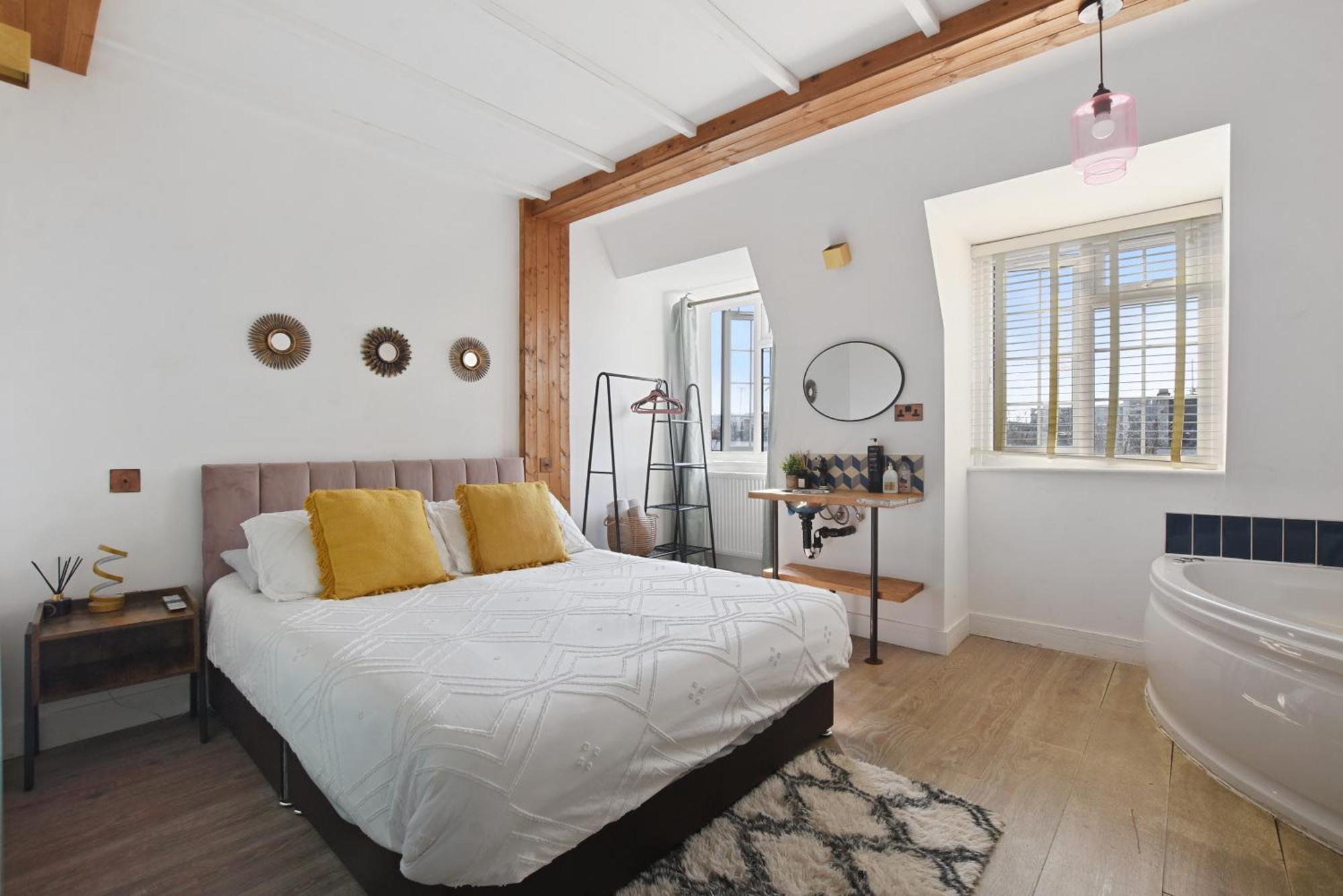 Angel Townhouse